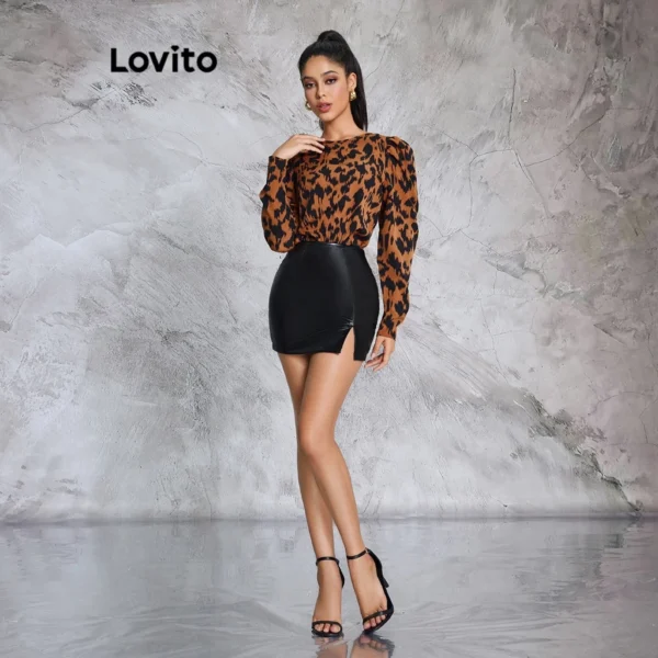Blusa Aberta nas Costas